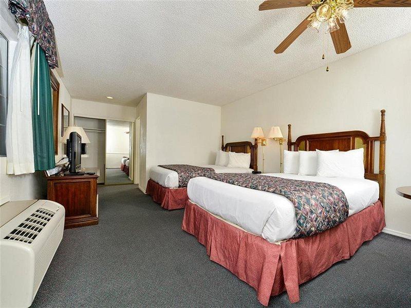Americas Best Value Inn & Suites - Lancaster Exteriör bild