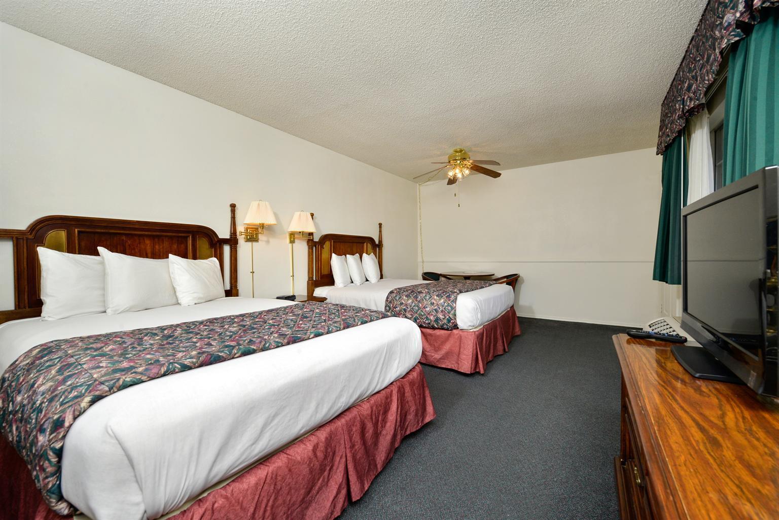 Americas Best Value Inn & Suites - Lancaster Exteriör bild