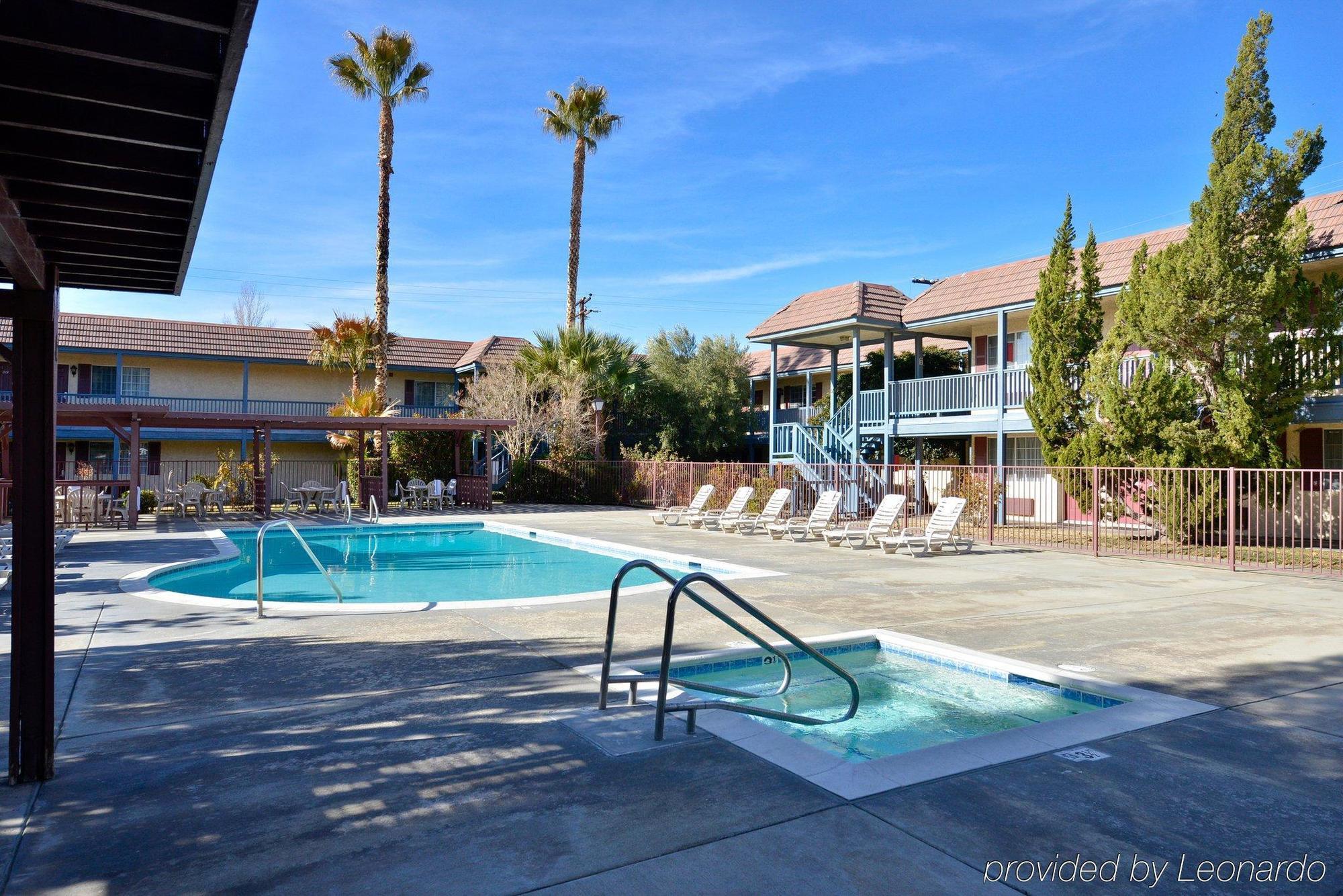 Americas Best Value Inn & Suites - Lancaster Exteriör bild
