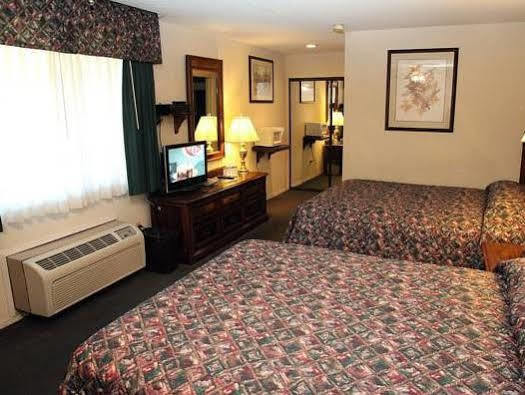 Americas Best Value Inn & Suites - Lancaster Exteriör bild